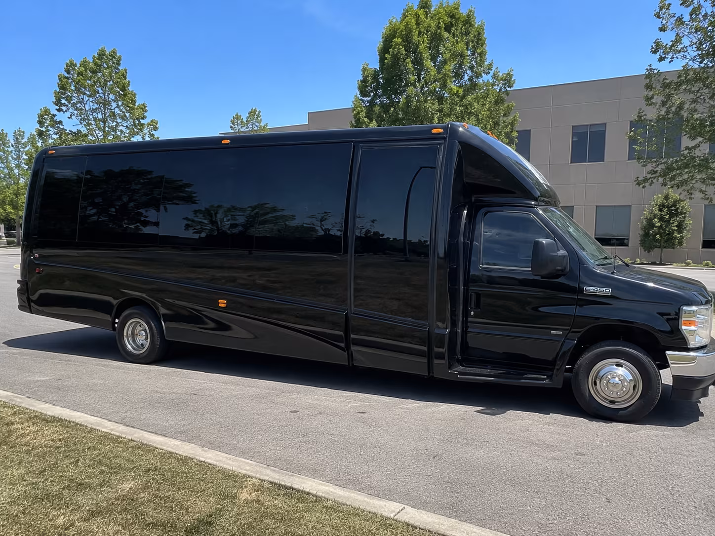 Denver Birthday, Sweet 16, & Quinceañera Party Bus Rentals
